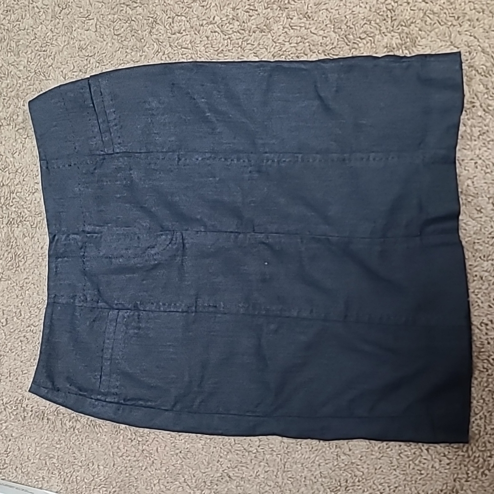 Ann Taylor Denim Skirt, size 6